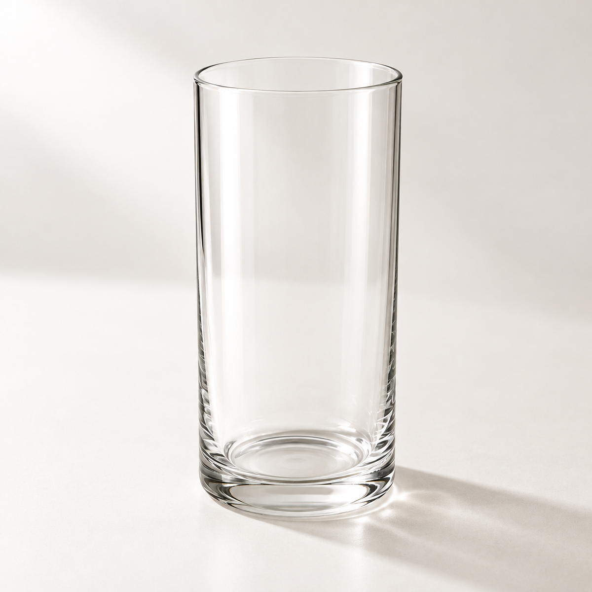 Vale Tall Tumbler Set - close view of one cup